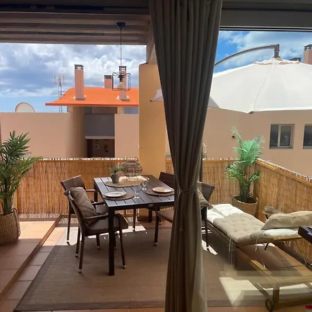 Casa Reina Apartment *